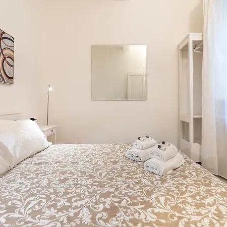 Duomo Deluxe Apartment, Florence