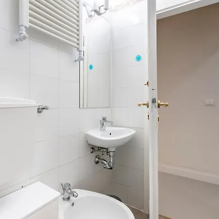 公寓 Duomo Deluxe Apartment, *