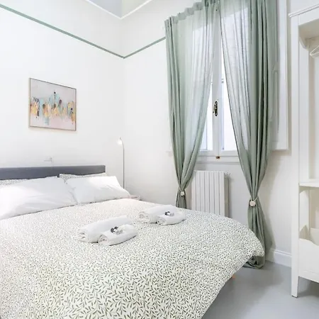 Duomo Deluxe Apartment, * Florence