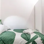 Duomo Deluxe Apartment,