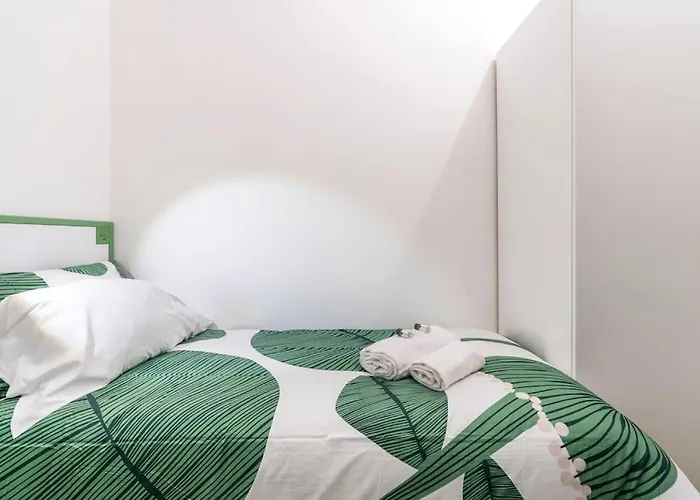 Duomo Deluxe Apartment,